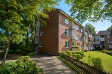 Hauptbild Modernisierungsbedürftige 2-Zimmer-Wohnung mit Loggia am Hamburger Stadtrand zu verkaufen!