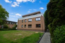 Hauptbild Großzügige 4-Zimmer-Penthousewohnung mit Dachterrasse und Tiefgarage in Niendorf